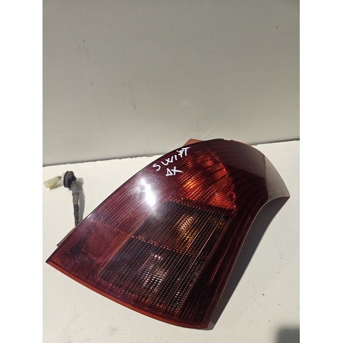 Stop fanale posteriore Destro Passeggero SUZUKI Swift 4° Serie del 2004 - 2010