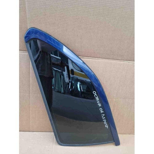 Vetro fisso posteriore DX SKODA Octavia Berlina 3° Serie del 2004 - 2011
