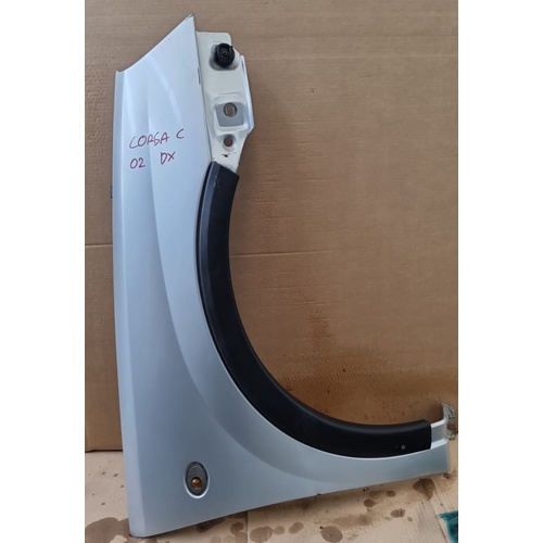 Parafango Anteriore Destro OPEL Corsa C 5P 1° Serie del 2000 - 2003