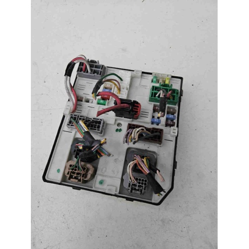 Scatola porta fusibili RENAULT Kangoo 4° Serie del 2008 - 2012