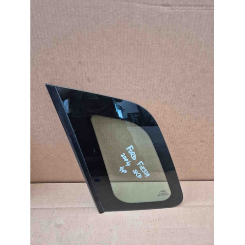 Vetro fisso posteriore SX FORD Fiesta 4° Serie del 2002 - 2005