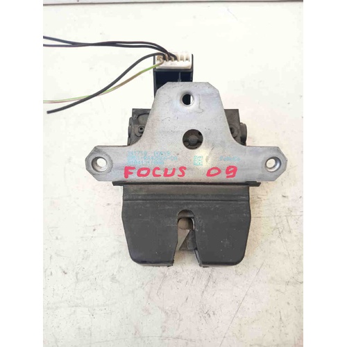 Serratura portellone posteriore FORD Focus S. Wagon 4° Serie del 2008 - 2011
