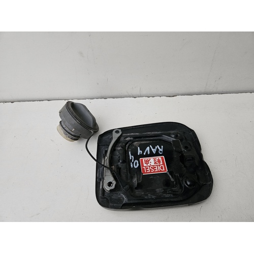 Sportellino Carburante TOYOTA Rav4 2° Serie del 2000 - 2003