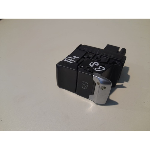 Pulsante freno di stazionamento AUDI A4 Avant (B8) (11>15) del 2011 - 2015