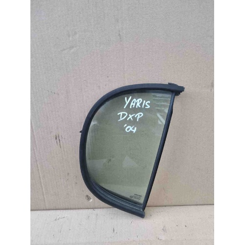 Vetro fisso posteriore DX TOYOTA Yaris Serie (03>05) del 2003 - 2005