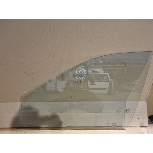 Vetro scendente anteriore sinistro SSANGYONG Kyron 1° Serie del 2005 - 2007
