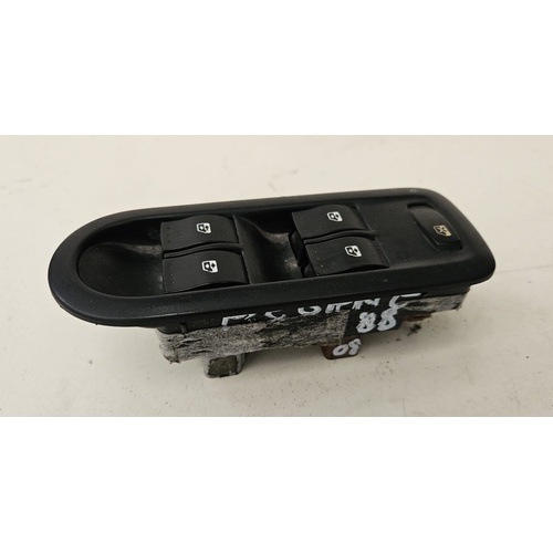 Pulsantiera anteriore sinistra Guida RENAULT Megane S. Wagon (08>12) del 2008 - 2012