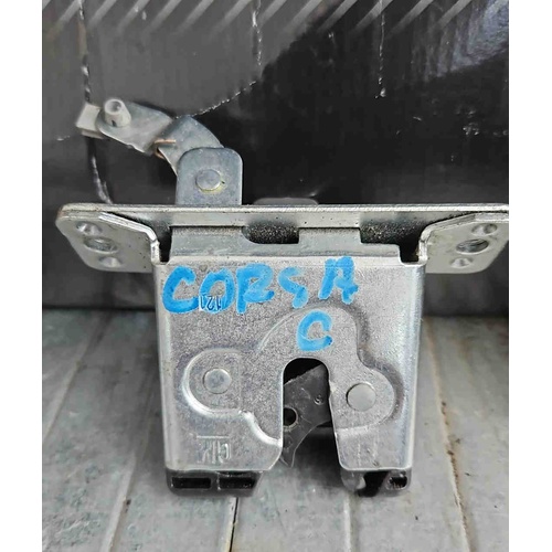 Serratura baule Opel Corsa C del 2003 1.7 Diesel