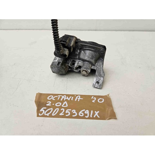 Attuatore valvola di scarico SKODA Octavia S.Wagon 5° Serie (5E5) (16>20) del 2016 - 2020