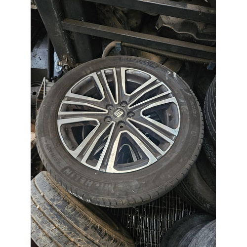 Cerchio in lega SEAT Arona Serie (17>) del 2017