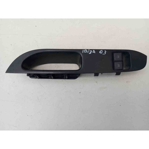 Pulsantiera Anteriore Sinistra SEAT Ibiza Serie (02>05) del 2002 - 2005