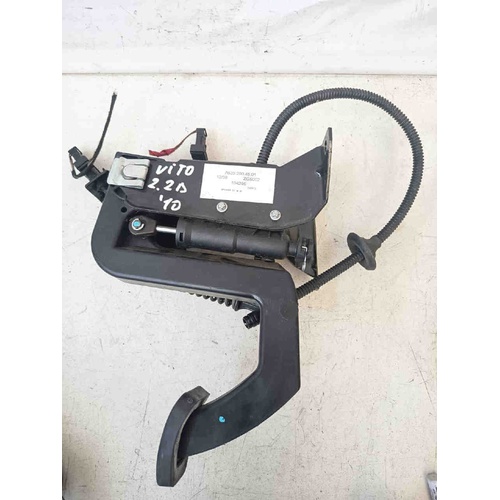 Pedale frizione MERCEDES Vito W639 2° Serie del 2003 - 2014