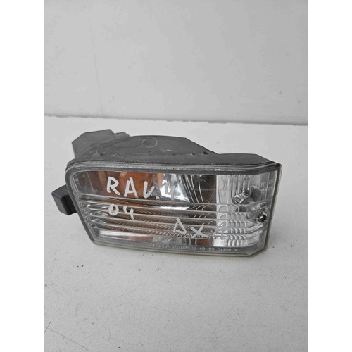 Freccia fanalino ant DX lato passeggero TOYOTA Rav4 2° Serie del 2000 - 2003