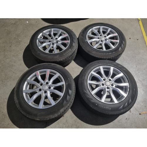 Cerchi in lega VOLKSWAGEN Tiguan Serie del 2016