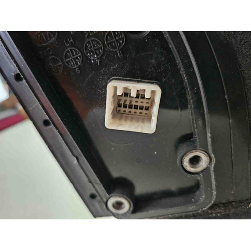 Specchietto Retrovisore Sinistro KIA Carnival 3° Serie del 2007 - 2014