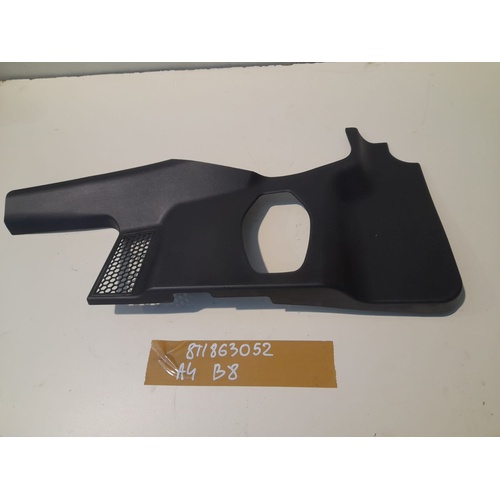 Rivestimento tergicristallo anteriore AUDI A4 Avant (B8) (11>15) del 2011 - 2015