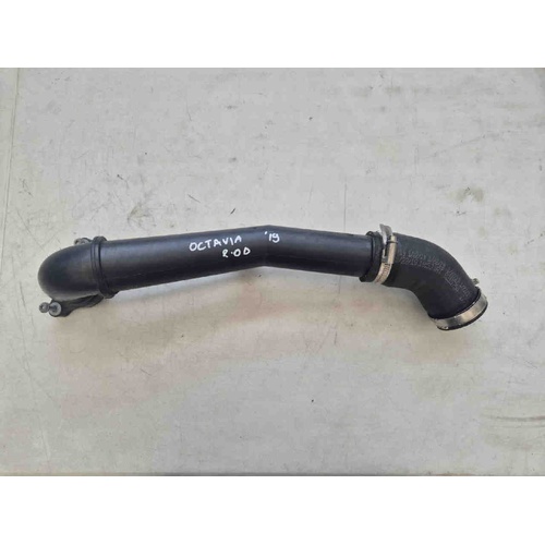 Tubo Intercooler SKODA Octavia Berlina 4° Serie del 2012