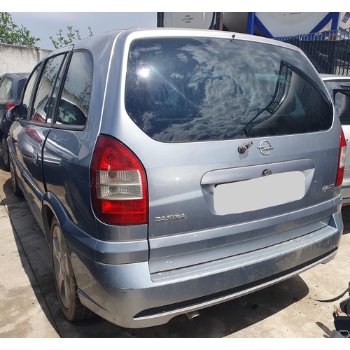 Ricambi usati Opel Zafira A 2.2 D del 2005