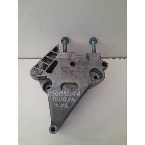Supporto motore VOLKSWAGEN Touran 1° Serie del 2003 - 2007