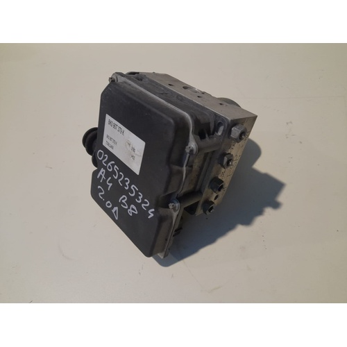 Centralina ABS AUDI A4 Avant (B8) (11>15) del 2011 - 2015