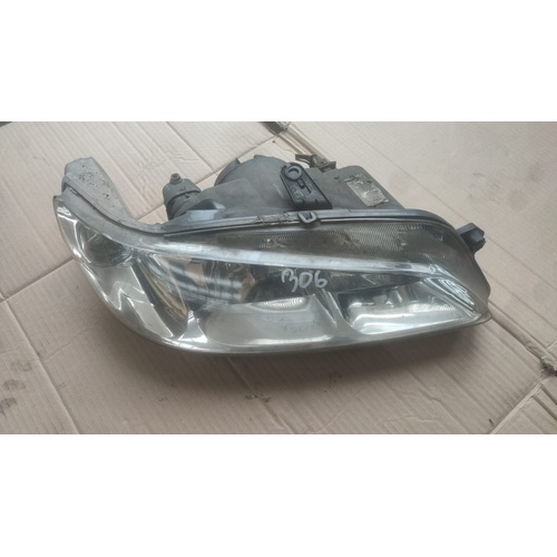 Coppia fari anteriori PEUGEOT 306 Break del 1997