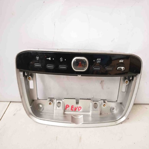 Pulsante Quattro 4 frecce FIAT Grande Punto 3° Serie del 2012