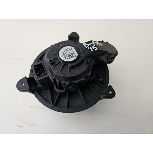Motorino riscaldamento FORD B - Max Berlina del 2012