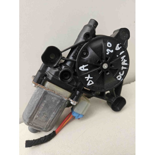 Motorino Alzavetro anteriore destra SKODA Octavia S.Wagon 5° Serie (5E5) (16>20) del 2016 - 2020