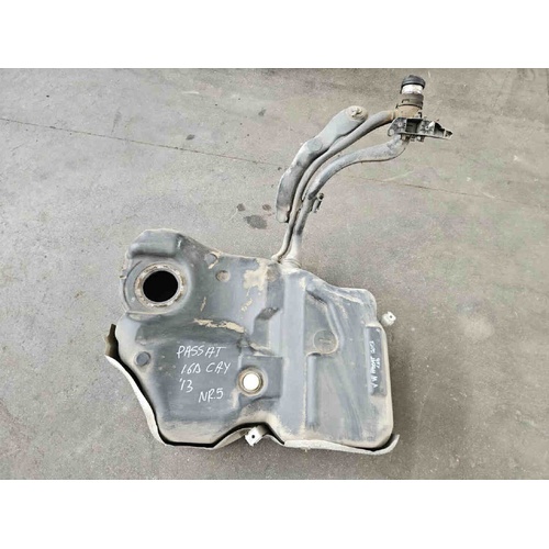 Serbatoio carburante VOLKSWAGEN Passat Berlina 5° Serie del 2010 - 2015
