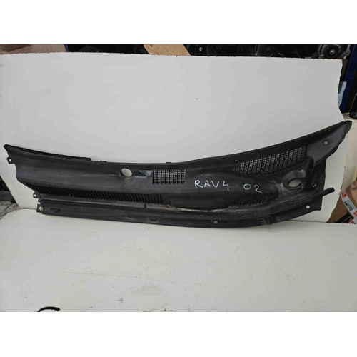 Modanatura gocciolatoio SX guida TOYOTA Rav4 2° Serie del 2000 - 2003