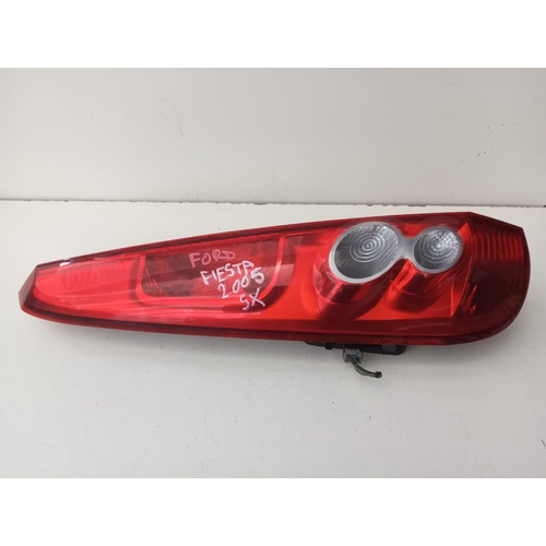 Stop fanale Posteriore Sinistro FORD Fiesta 4° Serie del 2002 - 2005