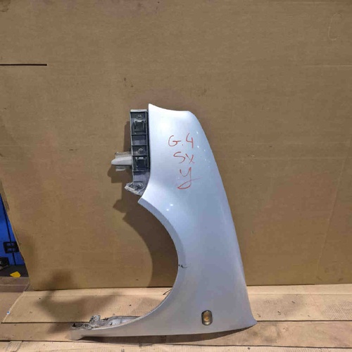 Parafango Anteriore Sinistro VOLKSWAGEN Golf 4 Berlina (97>03) del 1997 - 2003