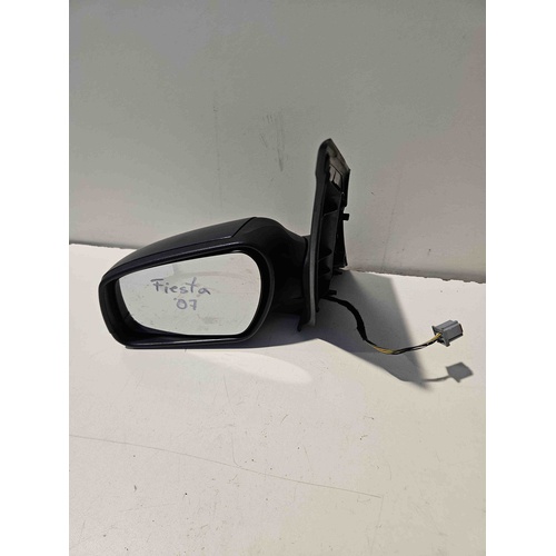 Specchietto Retrovisore Sinistro FORD Fiesta 5° Serie del 2005 - 2008