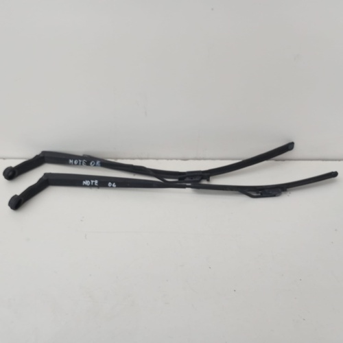 Bracci Tergi ant. NISSAN Note 1° Serie del 2006 - 2008