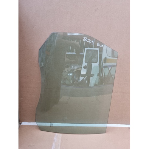 Vetro scendente posteriore destro FORD Focus Berlina 3° Serie del 2004 - 2008