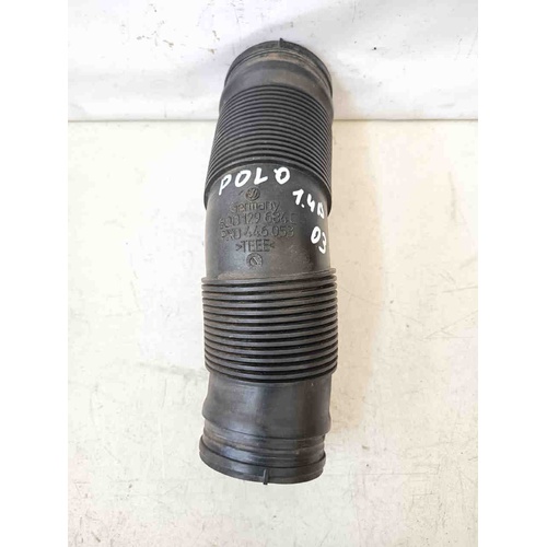 Tubo aspirazione filtro aria VOLKSWAGEN Polo 4° Serie del 2001 - 2009