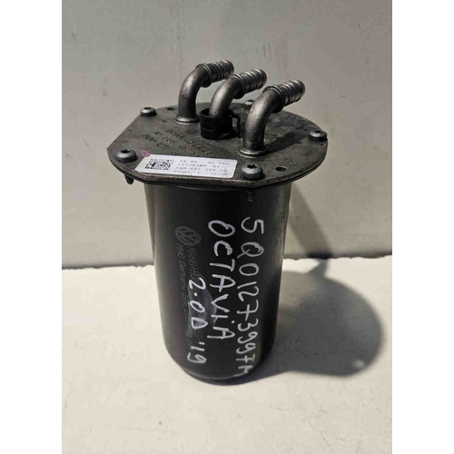 Supporto filtro olio SKODA Octavia S.Wagon 5° Serie (5E5) (16>20) del 2016 - 2020