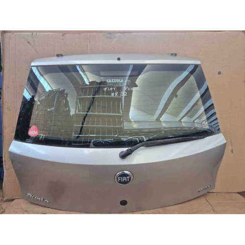 Portellone Posteriore Completo FIAT Punto Berlina 5P 3° Serie del 2003