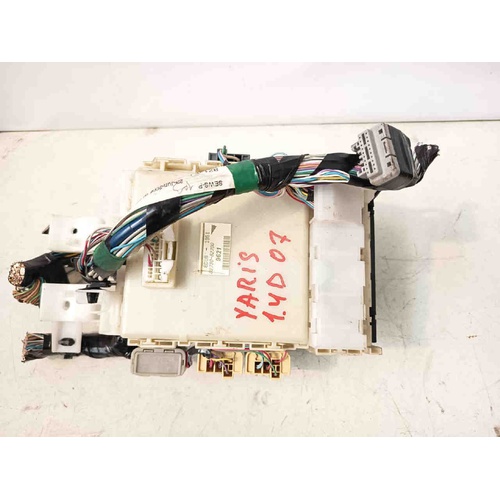 Centralina porta fusibili TOYOTA Yaris Serie (05>08) del 2005 - 2008