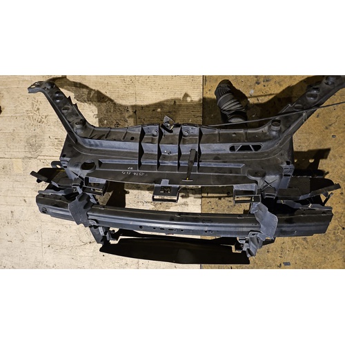 Rivestimento anteriore FORD Fiesta 5° Serie del 2005 - 2008