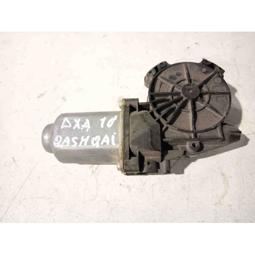 Motorino Alzavetro anteriore destra NISSAN Qashqai 2° Serie del 2010 - 2013