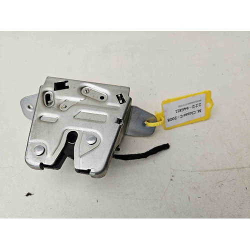 Serratura portellone posteriore MERCEDES Classe C S. Wagon W204 del 2007