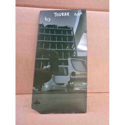 Vetro fisso posteriore DX VOLKSWAGEN Touran 1° Serie del 2003 - 2007
