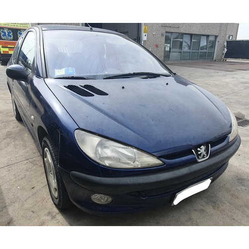 Ricambi usati Peugeot 206 1.4 D del 2001