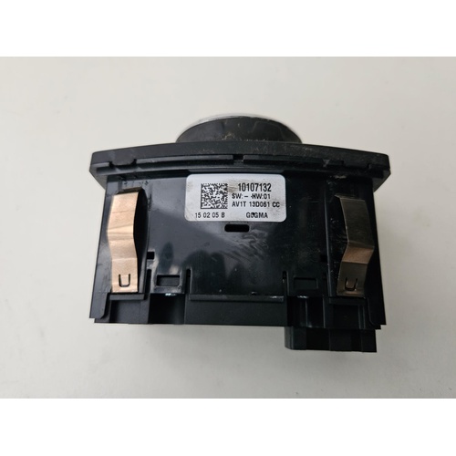 Regolatore Fari FORD B - Max Berlina del 2012