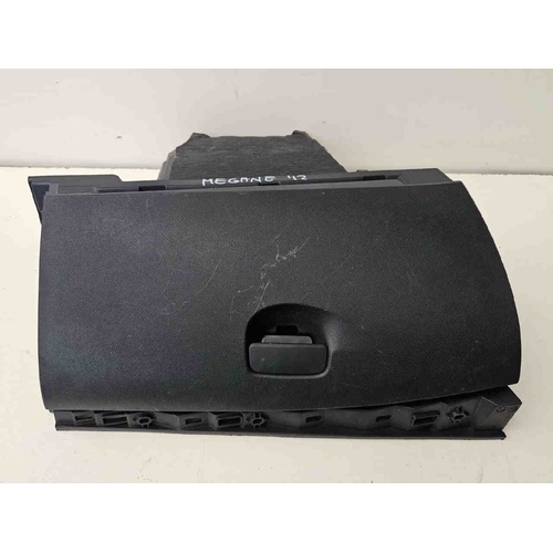 Vano portaoggetti RENAULT Megane III (08>16) del 2008 - 2016