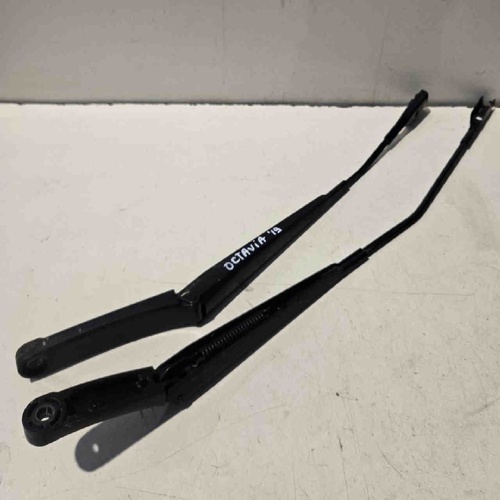 Bracci Tergi ant. SKODA Octavia S.Wagon 5° Serie (5E5) (16>) del 2016