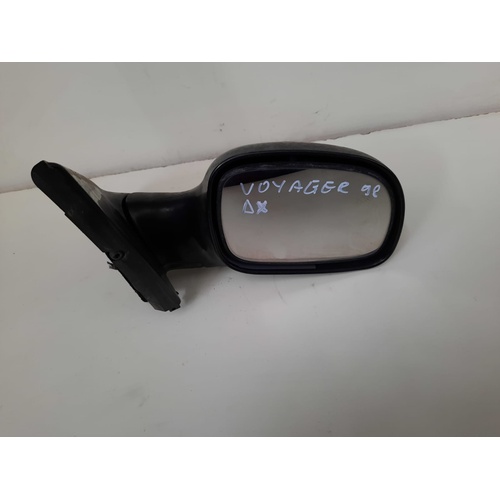 Specchio destro Chrysler Voyager del 1998 2.5 Diesel