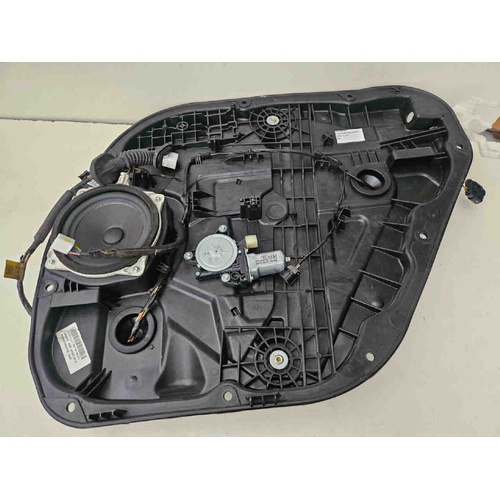 Meccanismo alzavetro Post. DX KIA Carens Serie (13>18) del 2013 - 2018