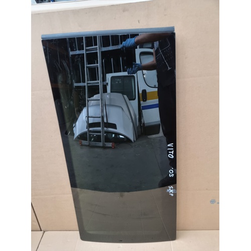 Vetro Fisso Lato Sinistro MERCEDES Vito W639 2° Serie del 2003 - 2014